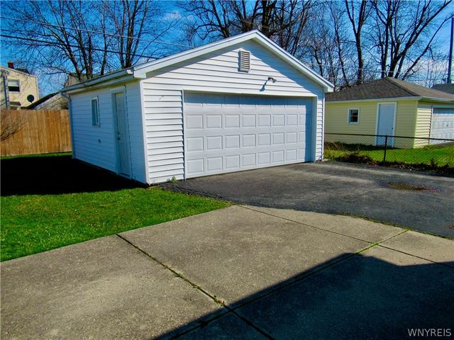 718 Harrison Avenue, Tonawanda, NY 14223