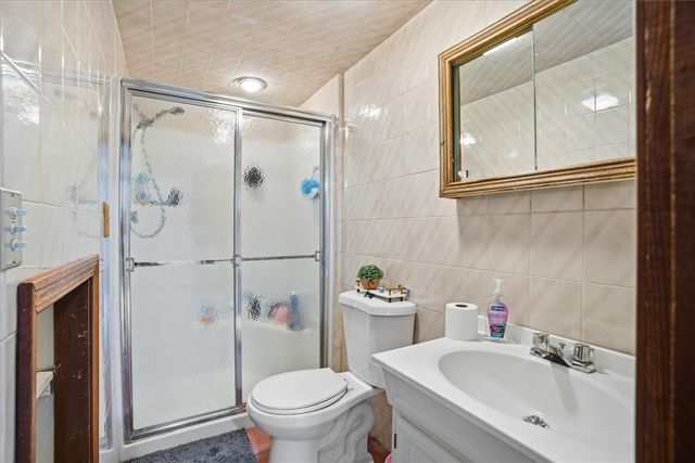 20 Woodland Avenue, Cranston, RI 02920