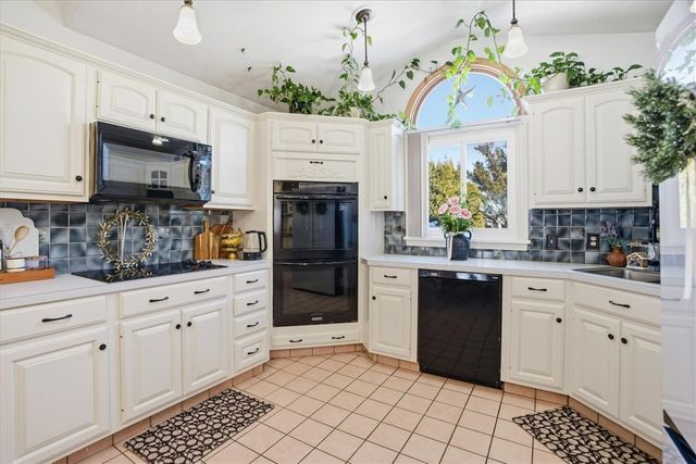 20 Woodland Avenue, Cranston, RI 02920