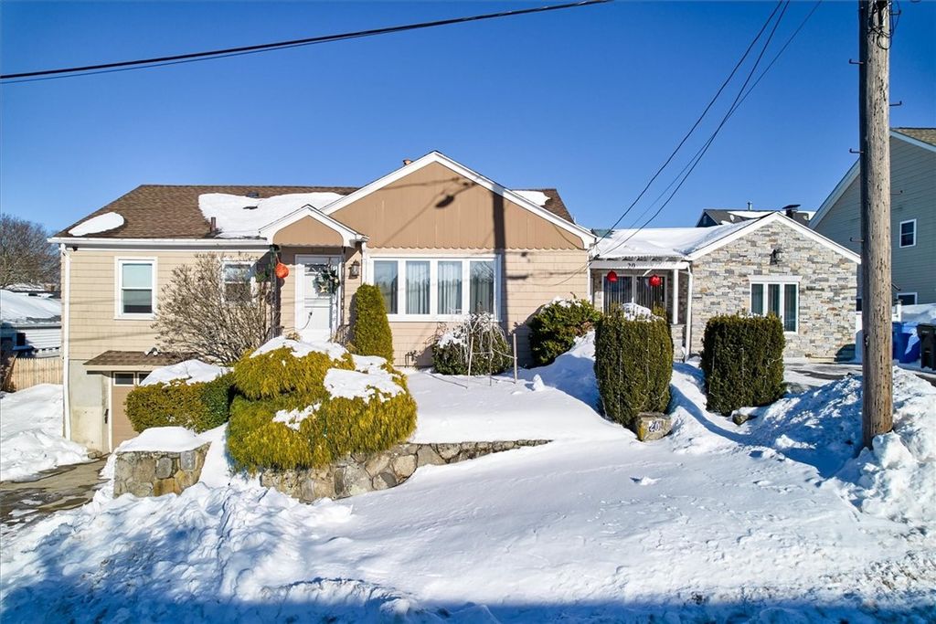 20 Woodland Avenue, Cranston, RI 02920