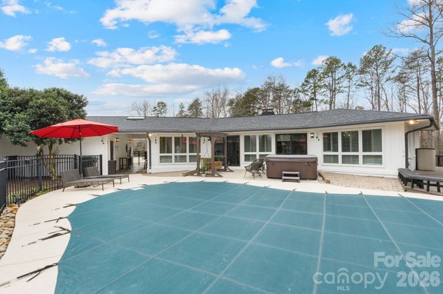 809 Creek Bluff Road, Rock Hill, SC 29732