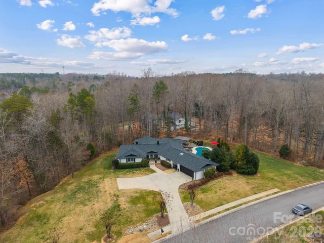 809 Creek Bluff Road, Rock Hill, SC 29732