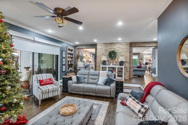 809 Creek Bluff Road, Rock Hill, SC 29732