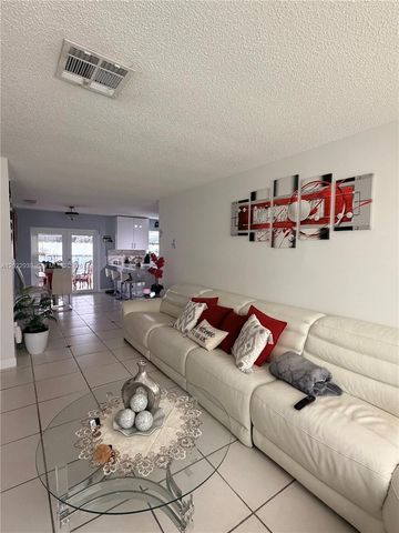 29843 SW 158th Ct, Homestead, FL 33033
