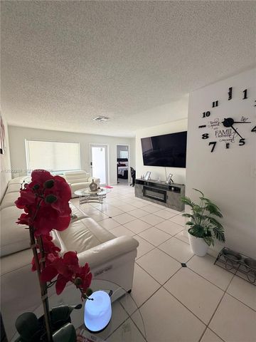 29843 SW 158th Ct, Homestead, FL 33033