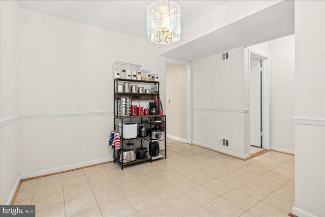 3013 S HILL ST, Arlington, VA 22202