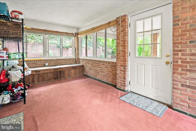3013 S HILL ST, Arlington, VA 22202