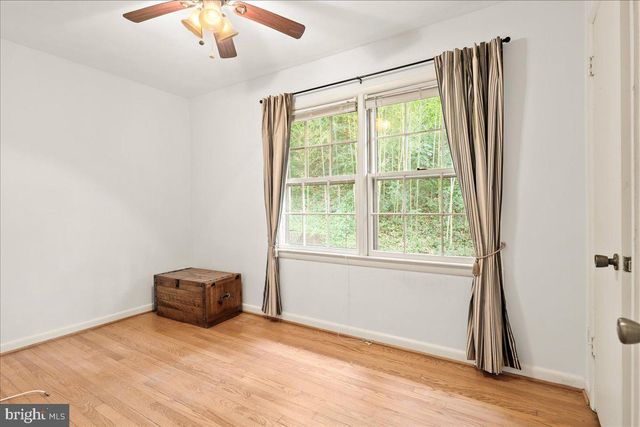 3013 S HILL ST, Arlington, VA 22202