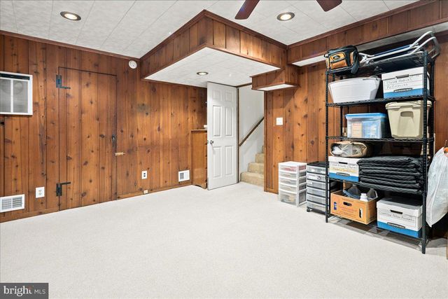 3013 S HILL ST, Arlington, VA 22202
