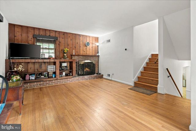3013 S HILL ST, Arlington, VA 22202