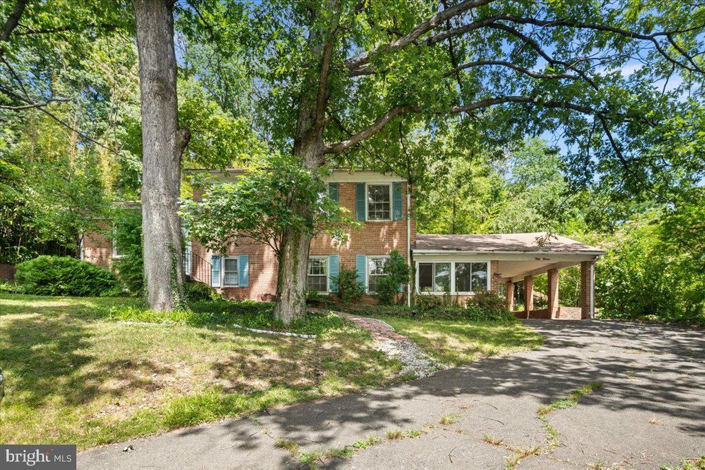 3013 S HILL ST, Arlington, VA 22202