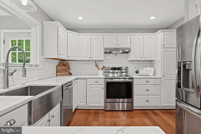 870 TWIN HARBOR DR, Arnold, MD 21012