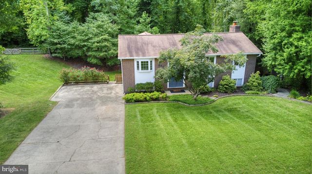 870 TWIN HARBOR DR, Arnold, MD 21012
