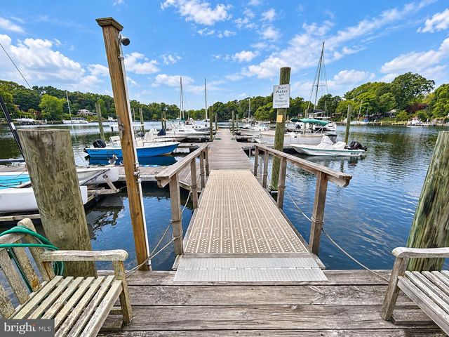 870 TWIN HARBOR DR, Arnold, MD 21012