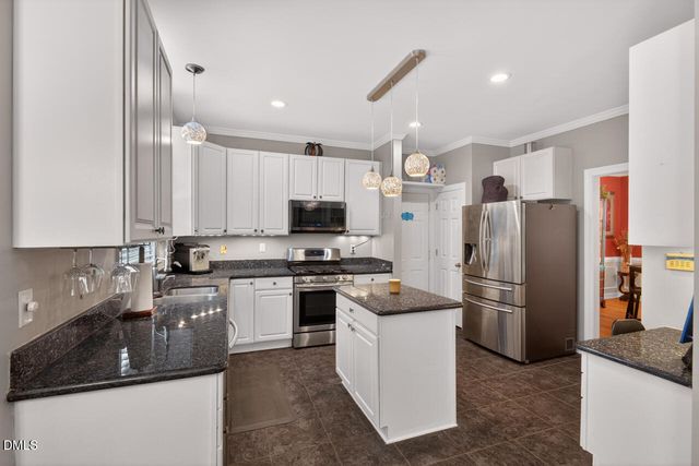 105 Highstream Place, Chapel Hill, NC 27516