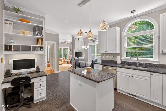 105 Highstream Place, Chapel Hill, NC 27516