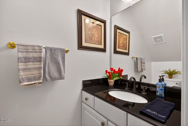 105 Highstream Place, Chapel Hill, NC 27516