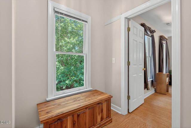 105 Highstream Place, Chapel Hill, NC 27516
