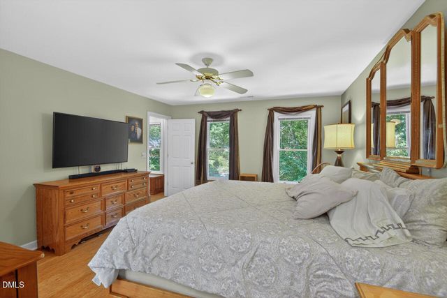 105 Highstream Place, Chapel Hill, NC 27516