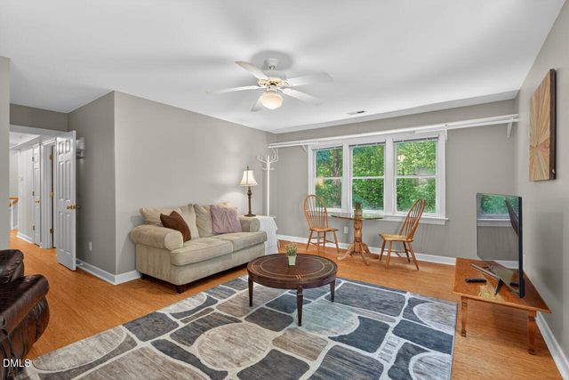 105 Highstream Place, Chapel Hill, NC 27516