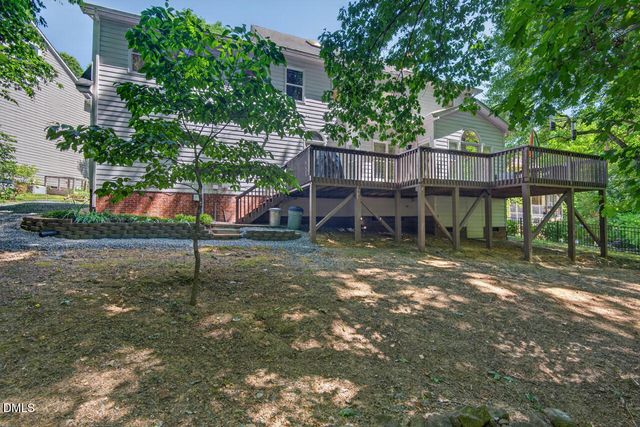 105 Highstream Place, Chapel Hill, NC 27516