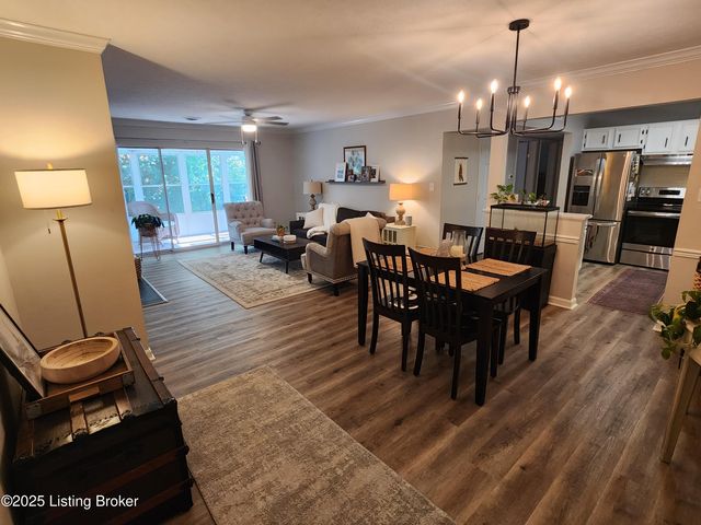 410 Mockingbird Valley Rd 56, Louisville, KY 40207