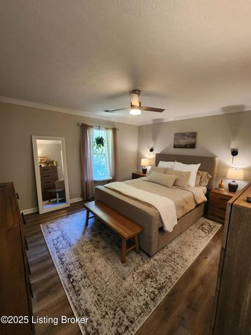 410 Mockingbird Valley Rd 56, Louisville, KY 40207