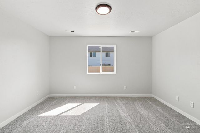 296 N Tideberry Ave, Kuna, ID 83634