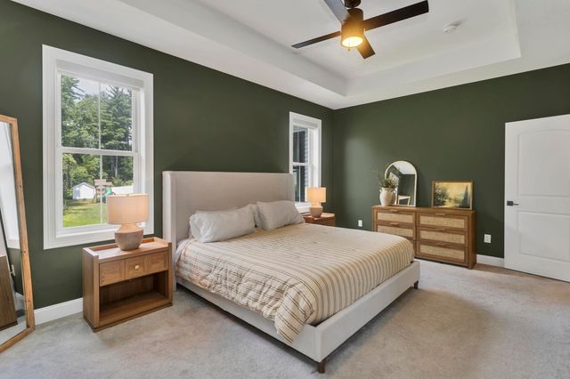 1 Honeybird Run, Southwick, MA 01077