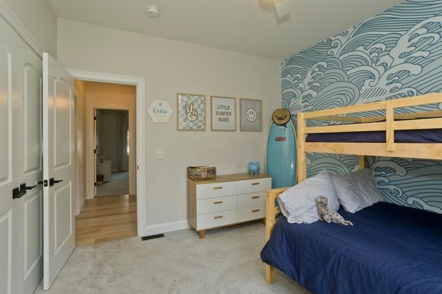 1 Honeybird Run, Southwick, MA 01077