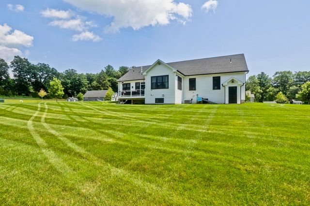 1 Honeybird Run, Southwick, MA 01077