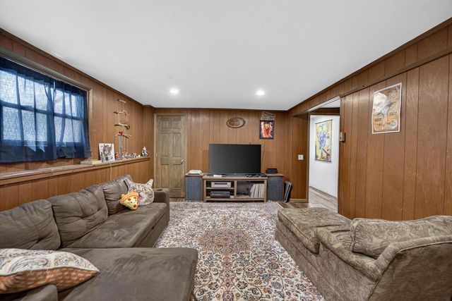 4002-4004 Bruns Avenue, Madison, WI 53714