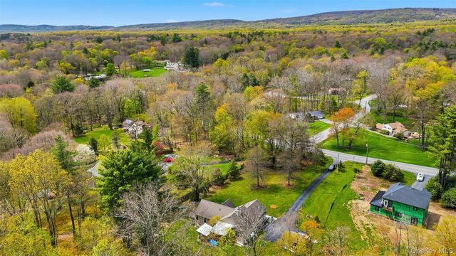 576 Burlingham Road, Bloomingburg, NY 12721
