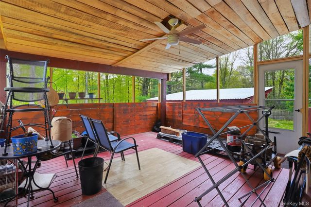 576 Burlingham Road, Bloomingburg, NY 12721
