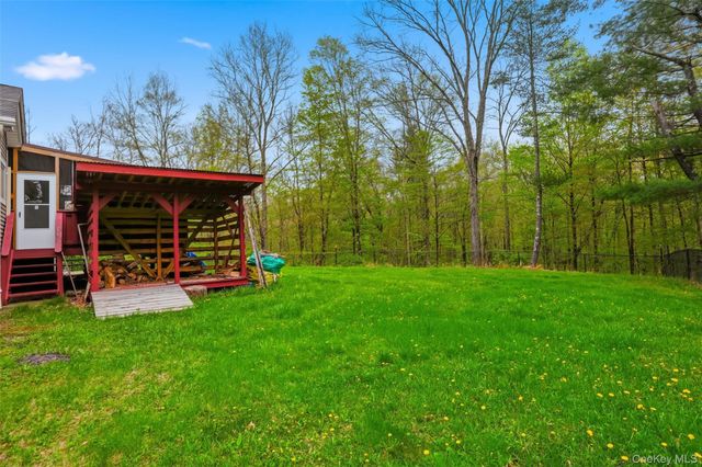 576 Burlingham Road, Bloomingburg, NY 12721
