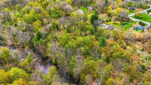 576 Burlingham Road, Bloomingburg, NY 12721