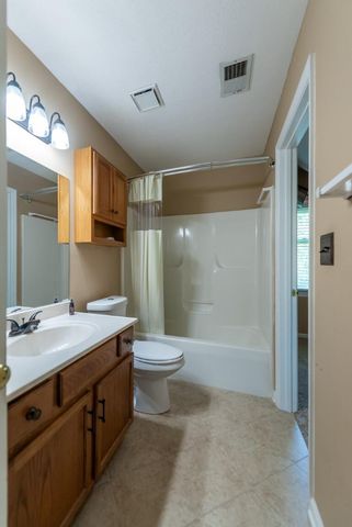100 Chestnut Lane, Versailles, KY 40383