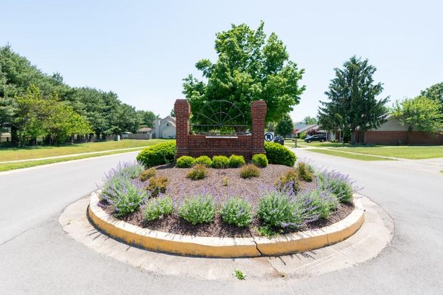 100 Chestnut Lane, Versailles, KY 40383