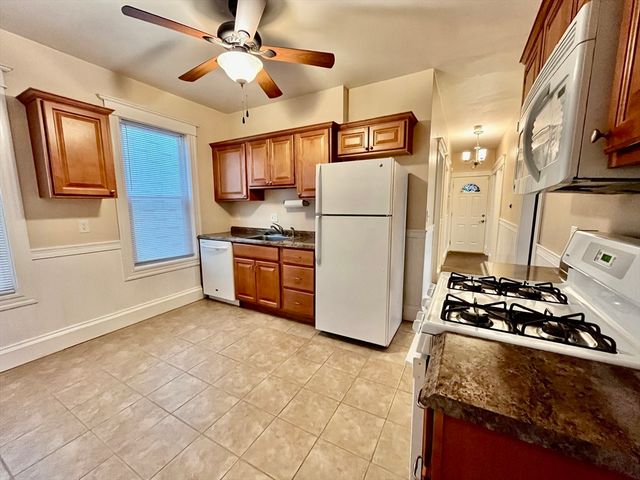 22 Pleasant St 1, Boston, MA 02125