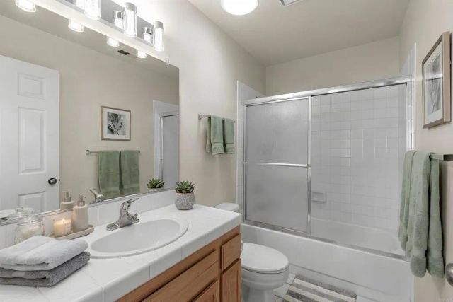 2229 HILTON HEAD GLEN, Escondido, CA 92026
