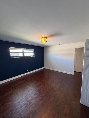 360 Wilma Circle 5, Riviera Beach, FL 33404