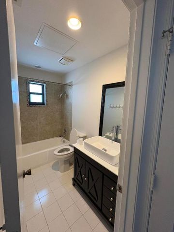 360 Wilma Circle 5, Riviera Beach, FL 33404