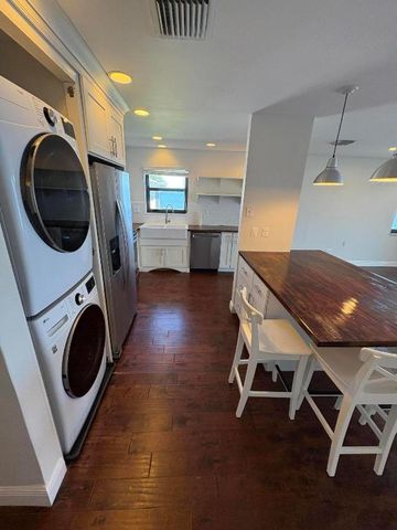 360 Wilma Circle 5, Riviera Beach, FL 33404