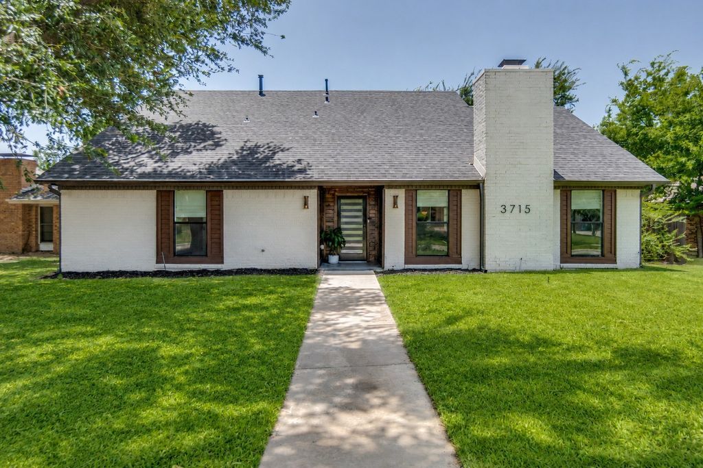 3715 Westminster Drive, Carrollton, TX 75007 — exterior