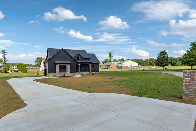 535 Magnolia Drive, Smithville, TN 37166