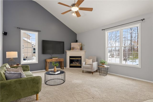 133 Blue Aspen Way, Greece, NY 14612