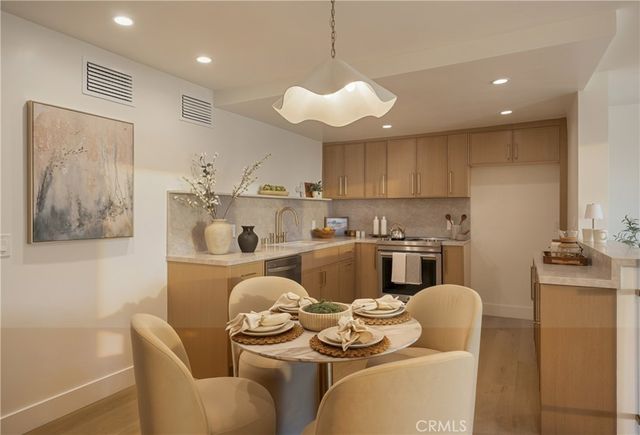 7234 S Marina Pacifica S, Long Beach, CA 90803