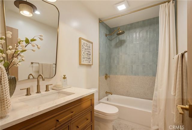 7234 S Marina Pacifica S, Long Beach, CA 90803