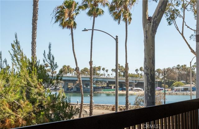 7234 S Marina Pacifica S, Long Beach, CA 90803