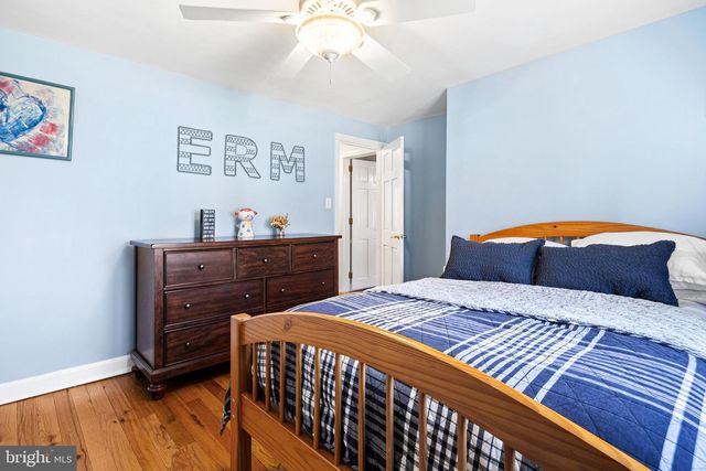 3 BRIAR RD, Wayne, PA 19087